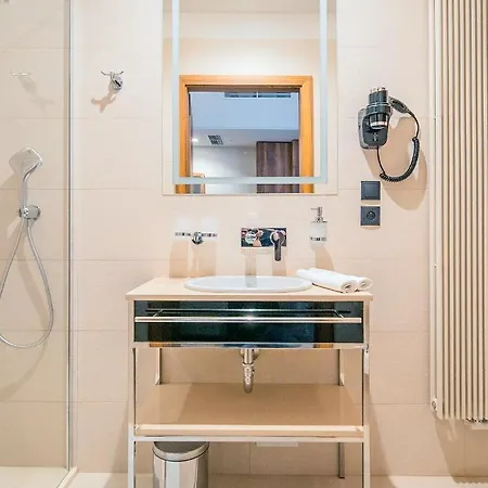 Sky Hotel Cracovia
