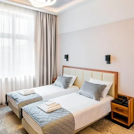 Hotel Sky