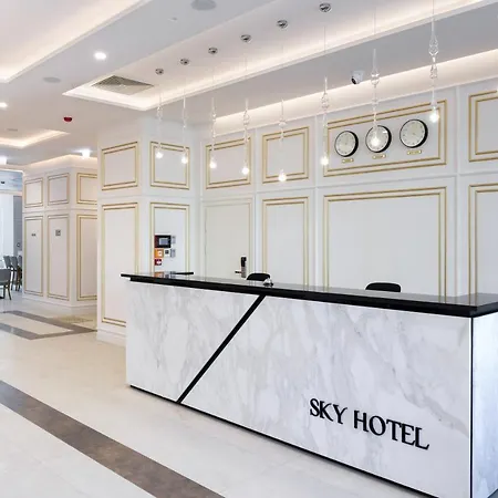 Sky Ξενοδοχείο 4*